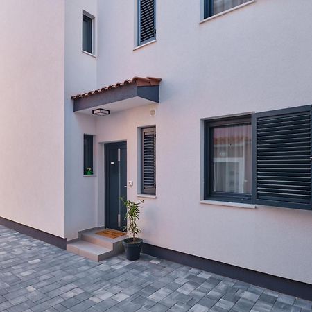 דירות מאלי לוסיניי House Torre חדר תמונה