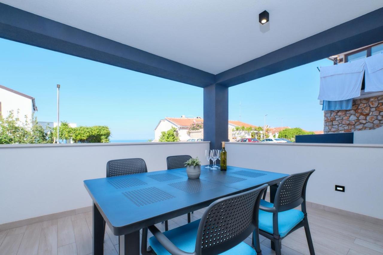דירות מאלי לוסיניי House Torre מראה חיצוני תמונה
