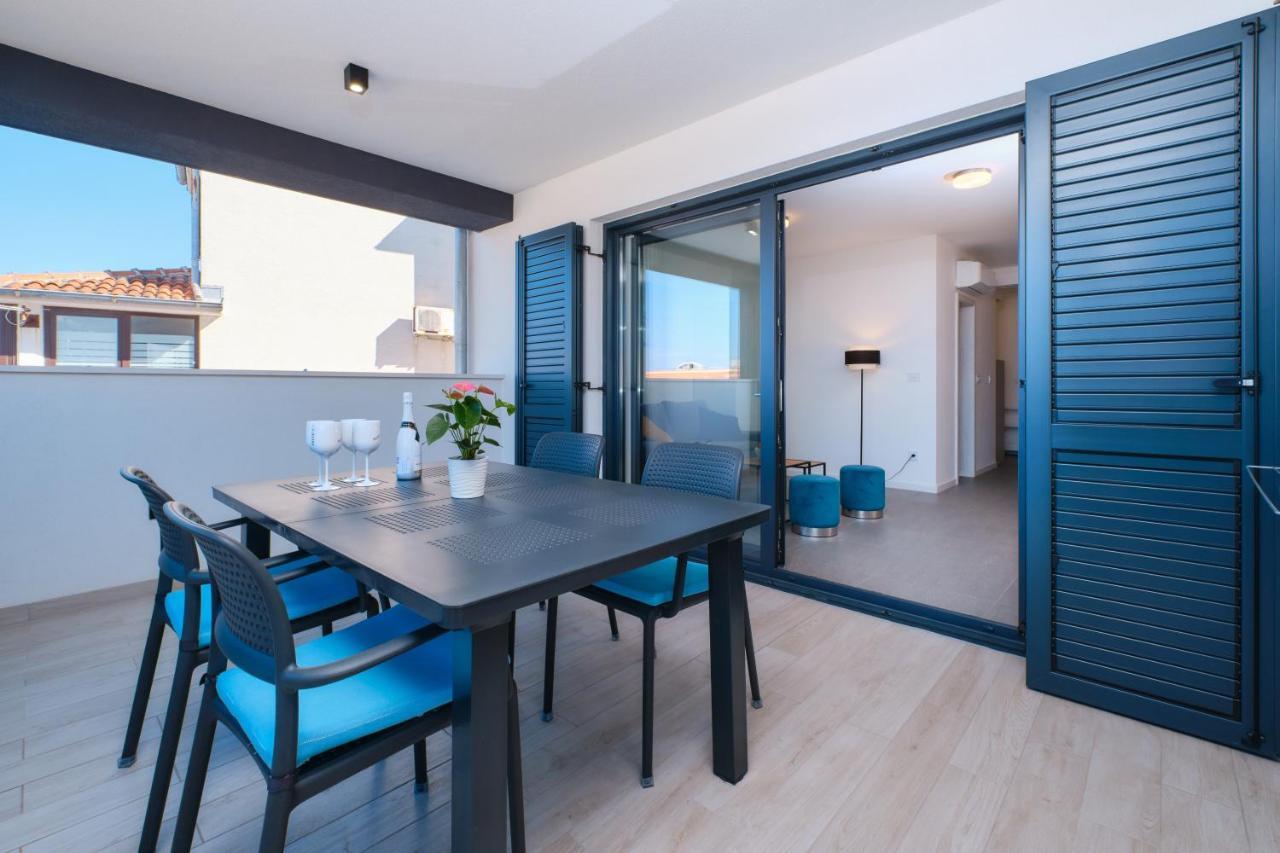 דירות מאלי לוסיניי House Torre מראה חיצוני תמונה