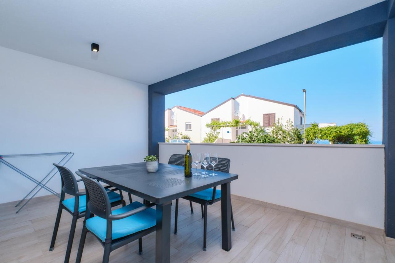 דירות מאלי לוסיניי House Torre מראה חיצוני תמונה