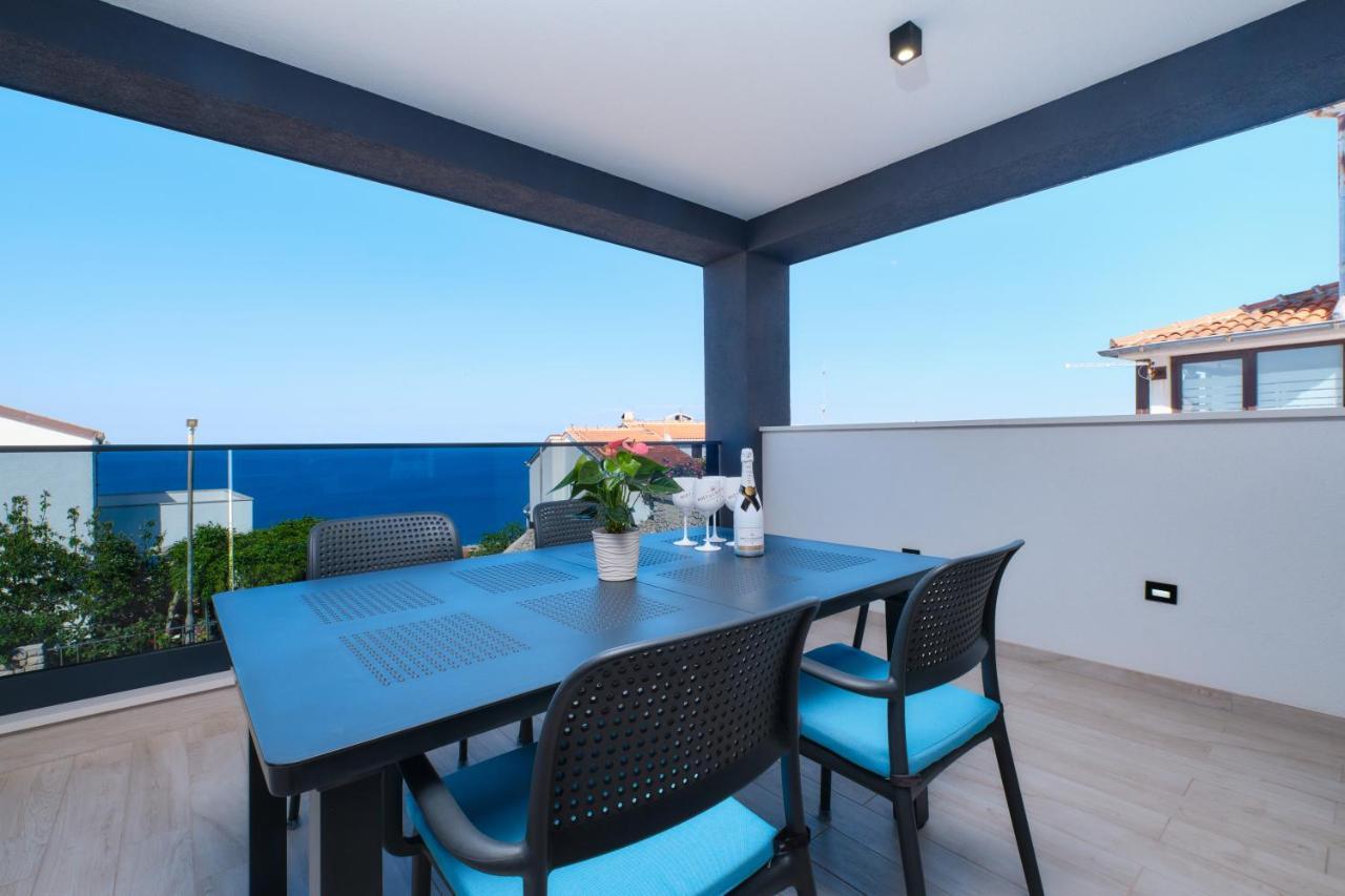 דירות מאלי לוסיניי House Torre מראה חיצוני תמונה