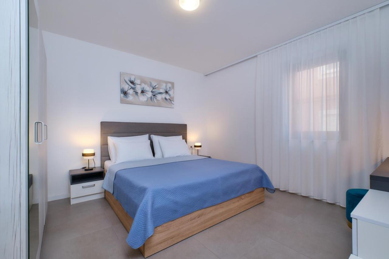 דירות מאלי לוסיניי House Torre מראה חיצוני תמונה
