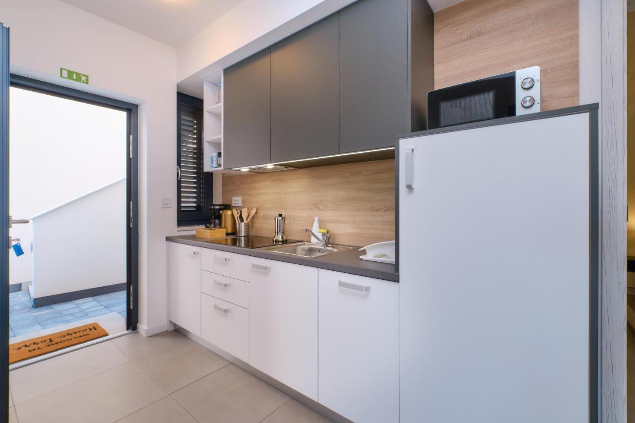 דירות מאלי לוסיניי House Torre מראה חיצוני תמונה