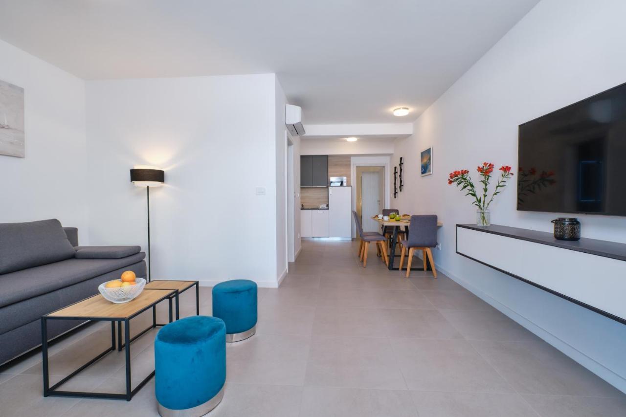 דירות מאלי לוסיניי House Torre מראה חיצוני תמונה